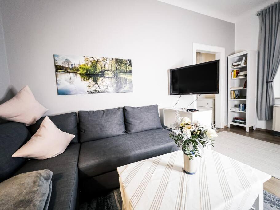 ►Top Wohnung Naehe Porsche, Flughafen, Messe & Bmw◄ لبسيا المظهر الخارجي الصورة